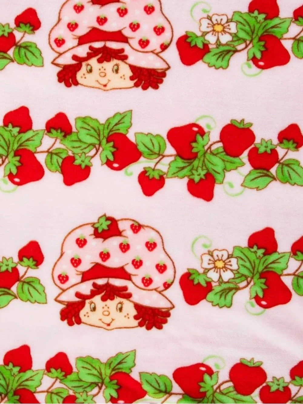 Strawberry Shortcake Kids Soft Plush Travel Blanket - 40” x 50” EUC
